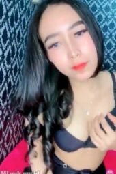 Selebgram Cantik Colmek Di APK Mango